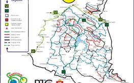 Mapa z zaznaczonymi trasami rowerowymi na terenie Bieszczadów, źródło Internet