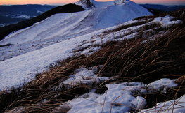 Zachód słońca nad Połoniną Wetlińską z Tatrami na horyzoncie, Fot. Łukasz Barzowski